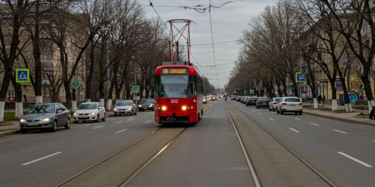 Транспорт у Дніпрі курсуватиме по-іншому з 12 березня | |