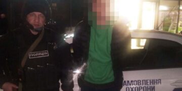 У Багачевому чоловік під курткою намагався винести продукти з магазину — Новости Черкасс