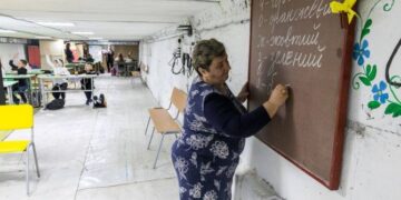 У Черкасах стартувала перша щомісячна премія для вчителів — як взяти участь?* — Новости Черкасс