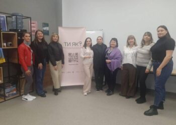 У Каневі відбувся захід, присвячений підтримці ментального здоров’я жінок, які чекають рідних з фронту — Новости Черкасс