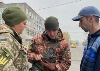 У Львові мобілізували чоловіка, який вдарив працівника ТЦК і намагався втекти