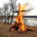 У Запоріжжі в урочищі Сагайдачного відсвяткували Масницю, фото – тут спалили опудало путіна | Новости Запорожья
