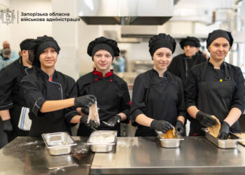 У Запоріжжі відкрили унікальний кулінарний хаб – навчатимуть кулінарів готувати по-новому | Новости Запорожья