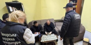 В Одесі затримали продавця посвідок на постійне проживання для іноземців :: Інтент :: Суспільно-політичне видання:: Регіональна мережа якісної журналістики
