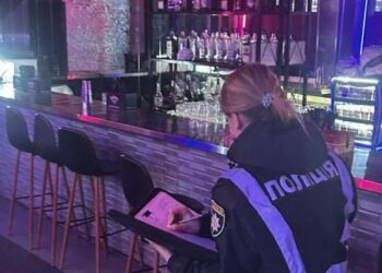 В одному з клубів Києва вночі розважались під російську музику: поліція проводить перевірку