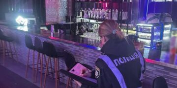 В одному з клубів Києва вночі розважались під російську музику: поліція проводить перевірку
