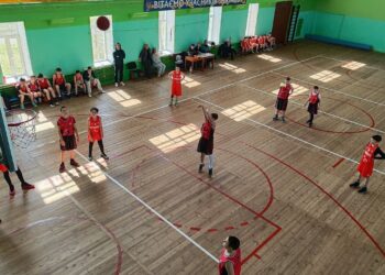 ВЮБЛ серед юнаків 2012 року: КЗ КДЮСШ №2 Олександрія виграла домашній тур – Федерація баскетболу України