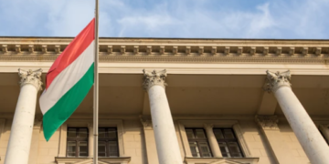 Євродепутати пропонують забрати в Угорщини право голосу — Politico