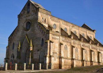 За втручання прокуратури забезпечено захист об’єкту культурної спадщини – католицької кірхи Святих Петра і Павла » Миколаївський Оглядач