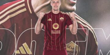 Артема Довбика признали лучшим игроком месяца в Серии А по итогам марта