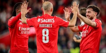 «Бенфика» чудом не упустила победу над аутсайдером «Фаренсе» в чемпионате Португалии