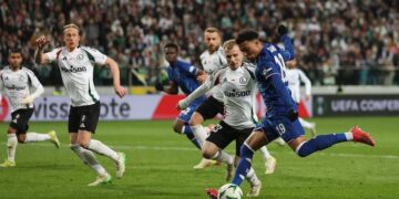 «Челси» разгромил «Легию» в первом матче ¼ финала Лиги конференций