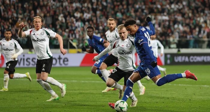 «Челси» разгромил «Легию» в первом матче ¼ финала Лиги конференций