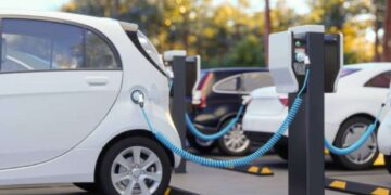 Ціни на електромобілі в Україні: прогноз для мешканців Дніпра |  |