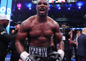 Дюбуа назвал желаемого соперника, с которым у него “незаконченное дело” – Спорт ):Бокс