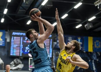 Дніпро проти Київ-Баскета: прев’ю першого матчу фіналу Суперліги Favbet – Федерація баскетболу України