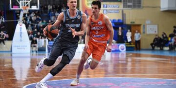 Дніпро вирвав перемогу в Черкасах та став першим фіналістом Суперліги Favbet – Федерація баскетболу України