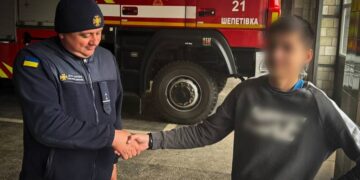 До шепетівських рятувальників прийшов юнак із незвичайним проханням допомоги —Хмельнитчина