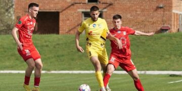 Друга ліга. Гра туру у Винниках, випробування для Тростянця