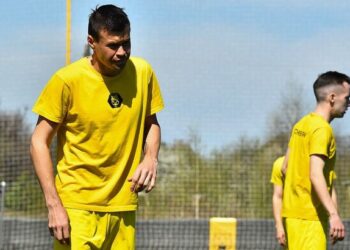 Друга ліга. Сенсаційна поразка Гірника-Спорт, впевнені перемоги Чернігова та Колоса-2