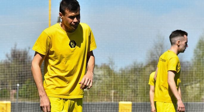 Друга ліга. Сенсаційна поразка Гірника-Спорт, впевнені перемоги Чернігова та Колоса-2