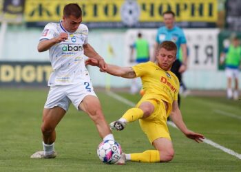 Дубль Волошина помог «Динамо» стать первым финалистом Кубка Украины