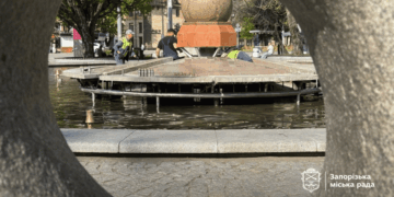 Фонтан життя на площі Маяковського в Запоріжжі готують до запуску – цього року він буде з підсвіткою | Новости Запорожья