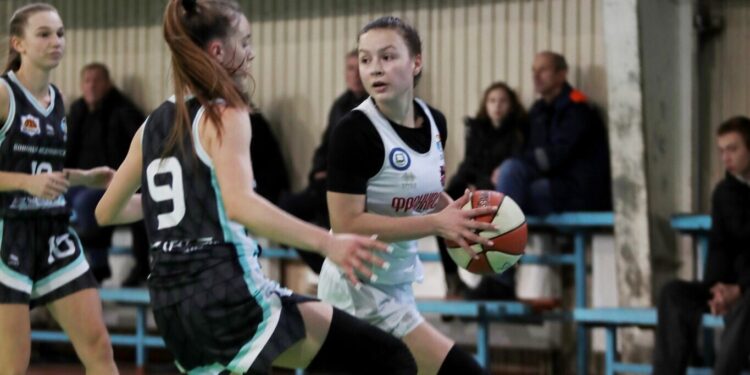 Франківськ-Прикарпаття виграв перший матч плейоф у Вінниці – Федерація баскетболу України