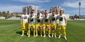 Клуб Другої ліги України вийшов на поле у футболках підтримки постраждалих та загиблих від теракту у Сумах