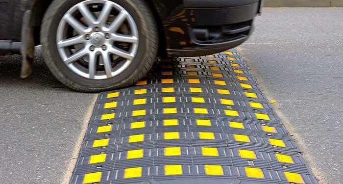 Лежачі поліцейські на вулицях Полтави – ПОЛТАВА СЬОГОДНІ