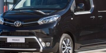 Львівська облрада придбала авто для супроводу делегацій