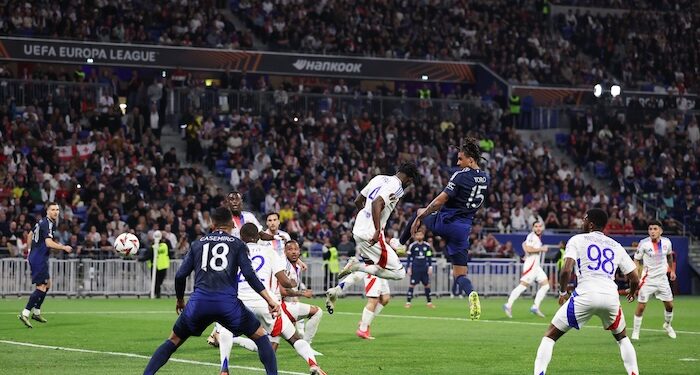 «Манчестер Юнайтед» на последних секундах упустил победу над «Лионом» в первом матче ¼ финала Лиги Европы