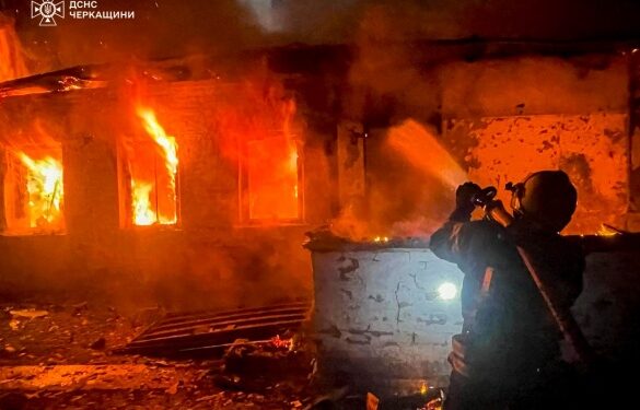 На Золотоніщині горів житловий будинок: постраждали троє людей, серед них малолітні діти