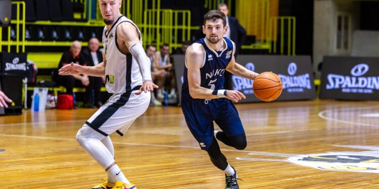 Ніко-Баскет вирвав перемогу над Самбором і став другим фіналістом Вищої ліги – Федерація баскетболу України
