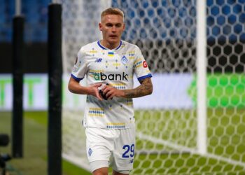 Официально. «Динамо» продлевает контракт со своим капитаном