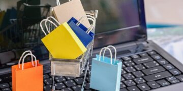 Штрафів немає: податкова заспокоює черкащан, які продають особисті речі онлайн