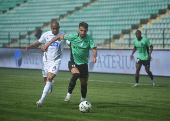 У 24-му турі у матчі «Ворскли» та «Полісся»» відбулося 1600-е вилучення в Чемпіонаті України