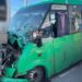 У Києві маршрутка з пасажирами врізалась в автоцистерну: є постраждалі