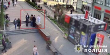 У Києві п’яні юнаки гучно вмикали російську музику та глумилися на тлі трагедії в Сумах