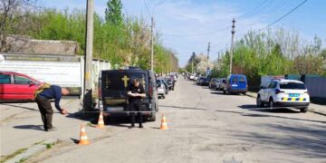 У Шепетівці фургон наїхав на пенсіонерку: вона померла в лікарні —Хмельнитчина