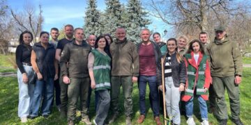 У Шодуарівському парку в Житомирі посадили молоді деревця дубів Шевченка | Журнал Житомира