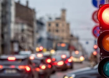 У Запоріжжі маршрутника оштрафували після розголосу в соцмережі – водій проїхав на червоне світло | Новости Запорожья