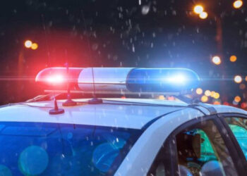 У Запоріжжі патрульні терміново відвезли мати до лікарні – за її словами, дитина проковтнула скло | Новости Запорожья