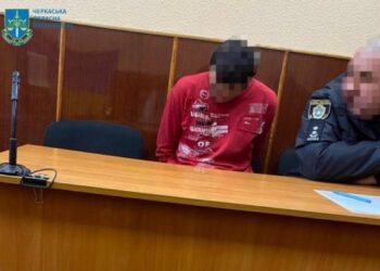 Убив через ревнощі: у Черкаському районі чоловік вдарив ножем односельця 