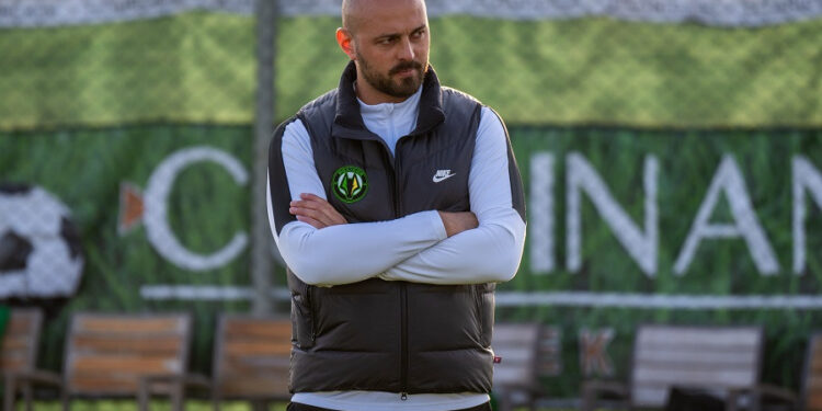 Українська Прем’єр-Ліга вітає Імада Ашура з Днем народження!