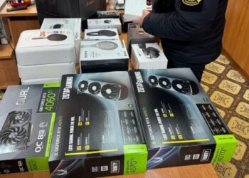 В Україну намагались незаконно ввезти товари відомих брендів на понад 1,3 млн грн