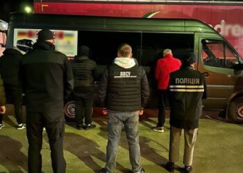 Від 12 до 16 тисяч доларів за виїзд: на Львівщині прикордонники ліквідували канал незаконного переправлення чоловіків за кордон – RegioNews.ua