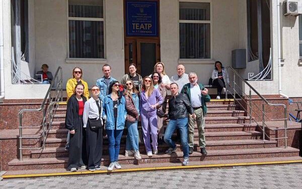 Вінницький академічний музично-драматичний театр – у Черкасах* — Новости Черкасс