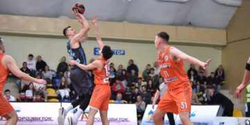 Вольова перемога Дніпра в другому матчі півфіналу проти Черкаських Мавп: фотогалерея – Федерація баскетболу України