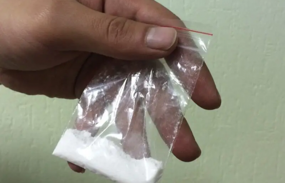 Житель Уманського району збув біля свого дому наркотики